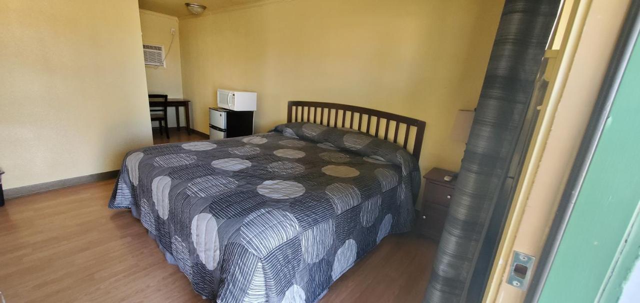 Town & Country Hotel Fort Stockton Ruang foto